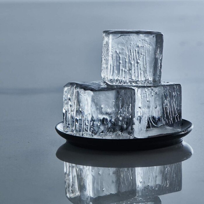 Кубики для формування льоду Lurch 240715 / льодогенератори з 100 платинового силікону, що не містить бісфенолу А, з кришкою на 6 кубиків льоду(5 х 5 см), невеликий розмір