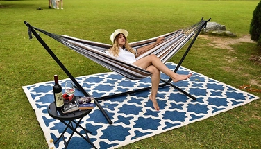 Двомісний гамак Carruzzo коричневий зі стійкою, витримує до 240 кг