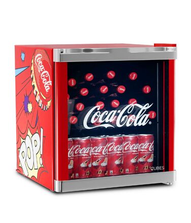 Міні-холодильник для напоїв °CUBES Original Coca-Cola PopArt червоний (48л) з glass-дверцяма, енергоефективний та безшумний — для офісу, геймінгу та вечірок