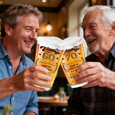 Персоналізований пивний келих з гравіюванням для чоловіка на 60 років, 1966 рік народження, в дерев'яній подарунковій коробці 470 мл + відкривачка + листівка. Ідея подарунка на День народження, День Святого Валентина
