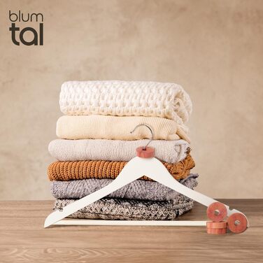 Набір вішалок для одягу Blumtal: 40 шт., з дерева, з антиковзким покриттям та захистом від молі