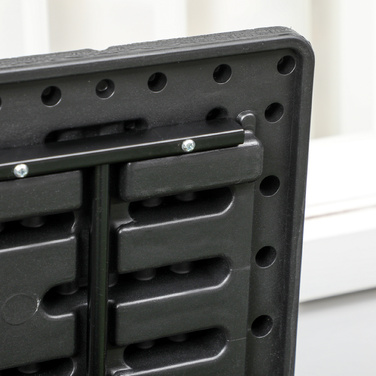 Ящик для подушок Gartenbox об'ємом 366 літрів з міцного двостінного пластику. Водостійкий, з колесами та зручними ручками для переміщення. Має реалістичне імітування текстури дерева.