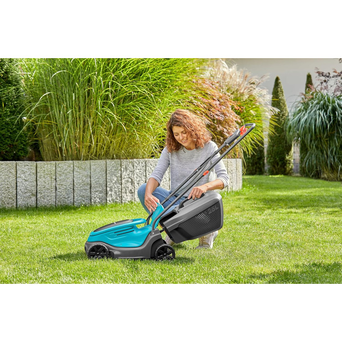 Акумуляторний газонокосарка Gardena EasyMax 30/18V Ready-to-Use Set, ширина косіння 30 см, Power for All-акумулятор, компактна та маневрена, для малих садів