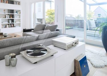 Denon DP-300 F повністю автоматичний програвач вінілових платівок з ремінним приводом, вбудованим фонокоректором, сріблястий
