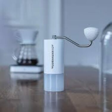 Comandante C40 MK4 кавомолка горіхова (снігобіла)