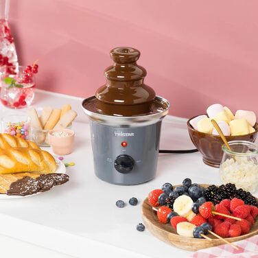 Шоколадний фонтан Tristar CF-1603 з нержавіючої сталі, 3 рівня, 0,4 л, функція підігріву, 32 Вт