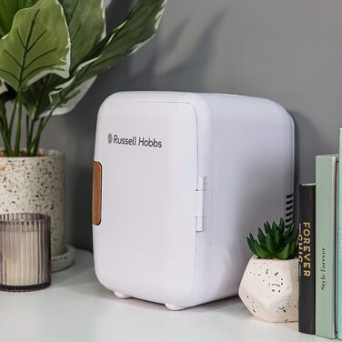 Міні-холодильник Russell Hobbs RH4CLR1001SCW 4L: портативний, AC/DC, для напоїв та косметики, скандинавський стиль, білий з ефектом дерева