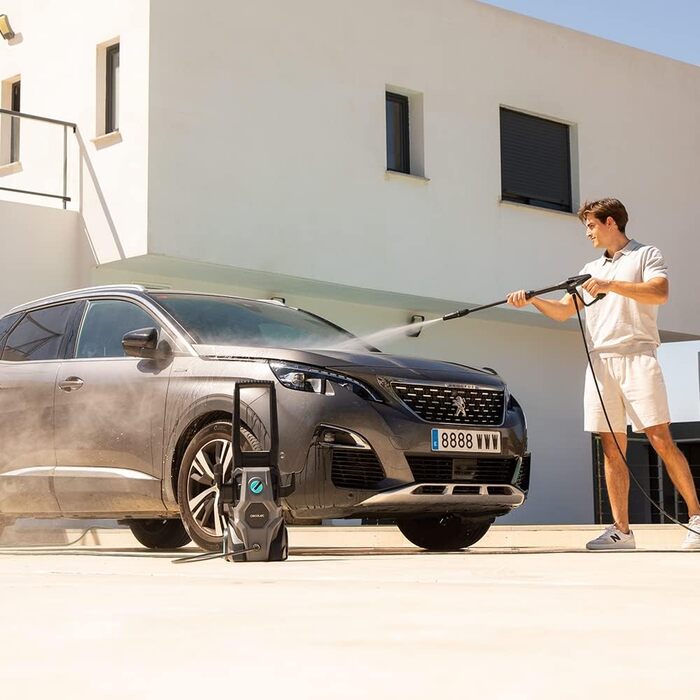 Мийка високого тиску Cecotec HydroBoost 1400 Essential: 105 bar, 426 л/год, 9 м радіус дії, 1600 Вт, алюмінієвий насос, 2 насадки + аксесуари для миття підлоги, Multicolor