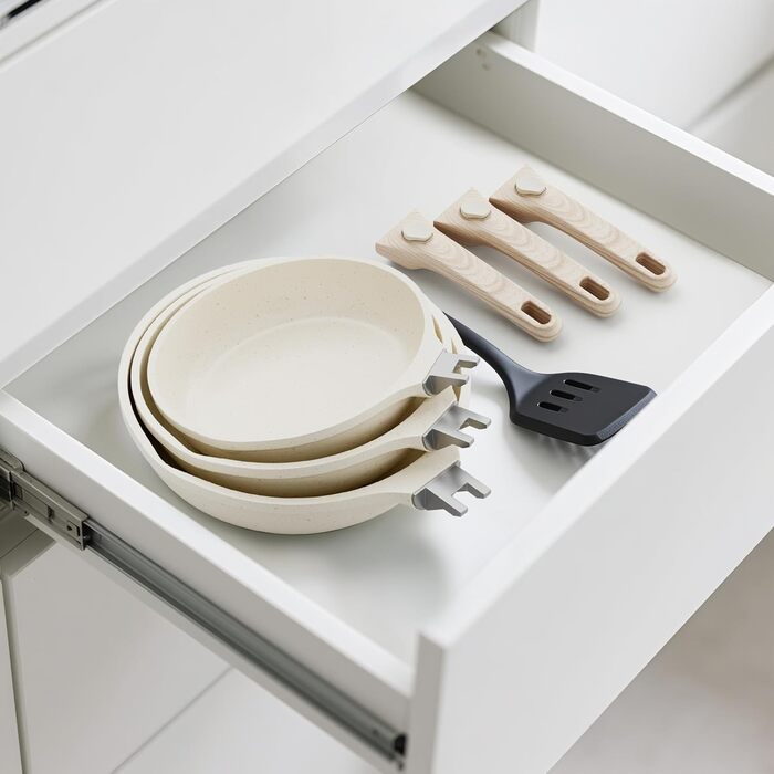 Набір сковорідок RIOVARM з індукційним покриттям, знімними ручками та кришками (20/24/28 см), антипригарне покриття без PFOA, для всіх типів плит, безпечне для миття в посудомийній машині та випікання в духовці, бежевий, 3 шт.