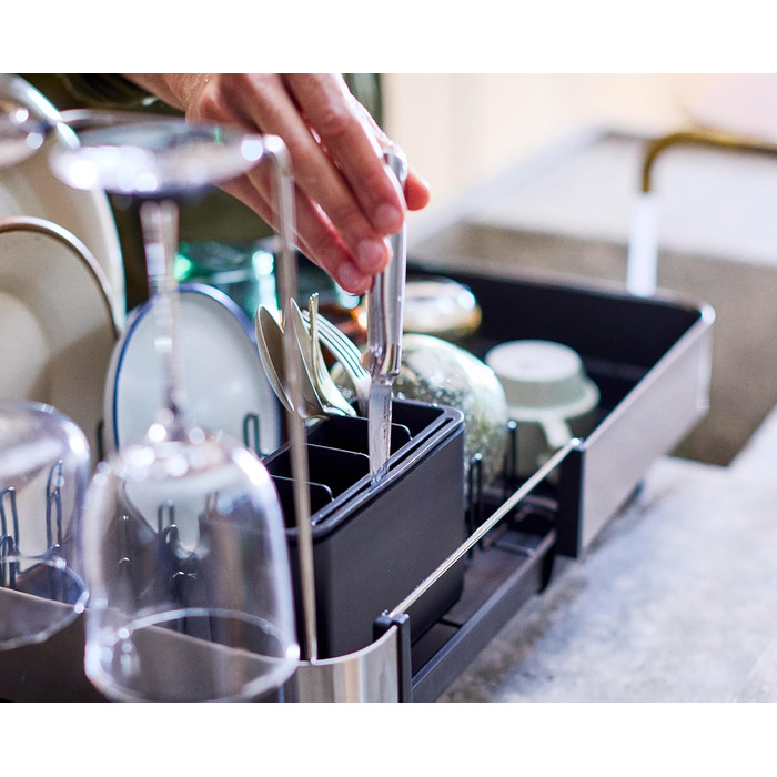 Сушарка для посуду Joseph Joseph Extend з нержавіючої сталі, висувна, компактна, з тримачем для столових приборів та поворотним зливом (Plus, Чорний)