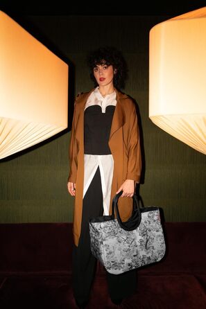 Сумка Reisenthel Loopshopper L – містка та стійка, з відділеннями з перероблених PET-пляшок, водонепроникна, сіра (Jacquard Grey)