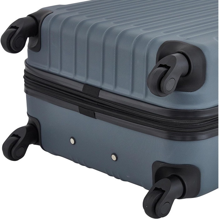 Набір валіз Travelers Club Midtown Hardside (Шифер)