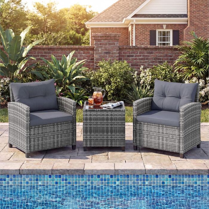 Садовий набір меблів COSTWAY з ротангу, 3 предмети: 2 крісла, стіл із загартованим склом, подушки. Меблі для балкона та тераси на 2 особи, сірий