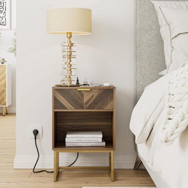 Приліжкові столики з відкритим відсіком, журнальний столик для спальні та вітальні (горіх) (30 x 40 x 60 см з розеткою, горіх)