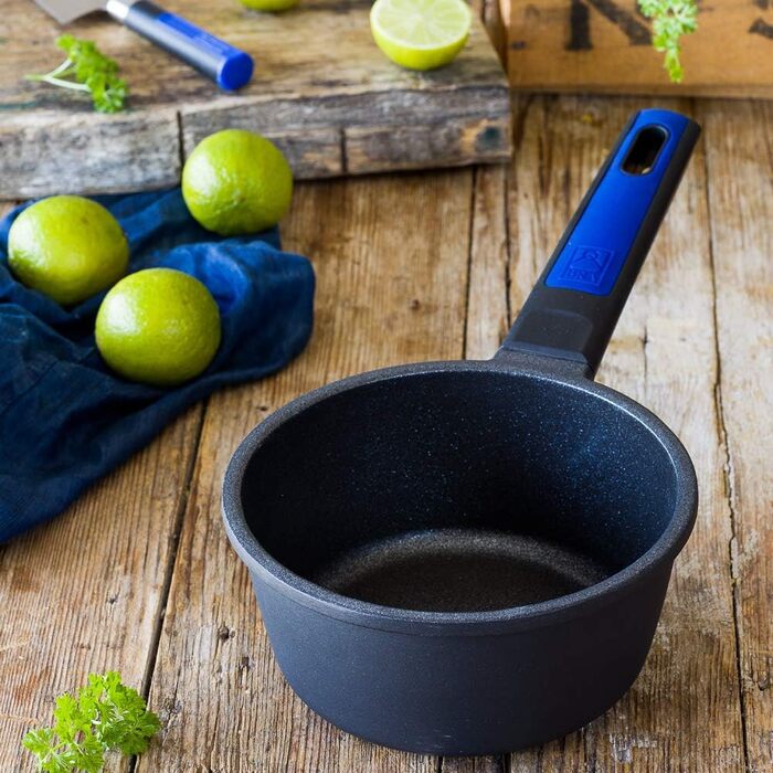 BRA Advanced Набір посуду алюмінієвий литий антипригарний 5 предметів для всіх плит, включаючи індукційні