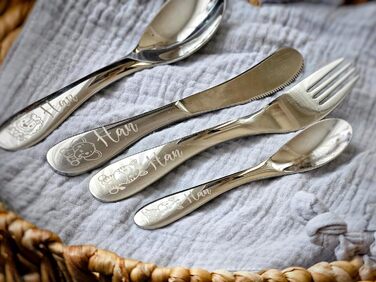 Дитячий набір столових приборів з гравіюванням імені | Персоналізований посуд для дітей | Подарунок на хрещення, день народження | Тема: Сафарі, Екскаватор