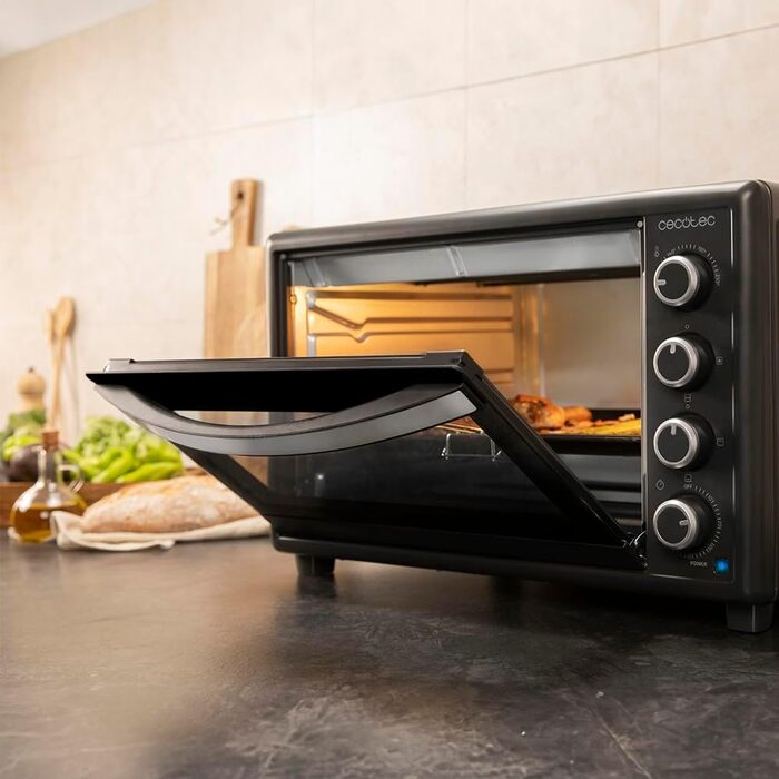 Конвекційна піч Cecotec 46 літрів Bake&Toast 4600 White Gyro. 2000 Вт, внутрішнє освітлення, 12 функцій, до 230°C, подвійне скло, з поворотним шампуром, білий (чорний, 60 л | 2200 Вт)