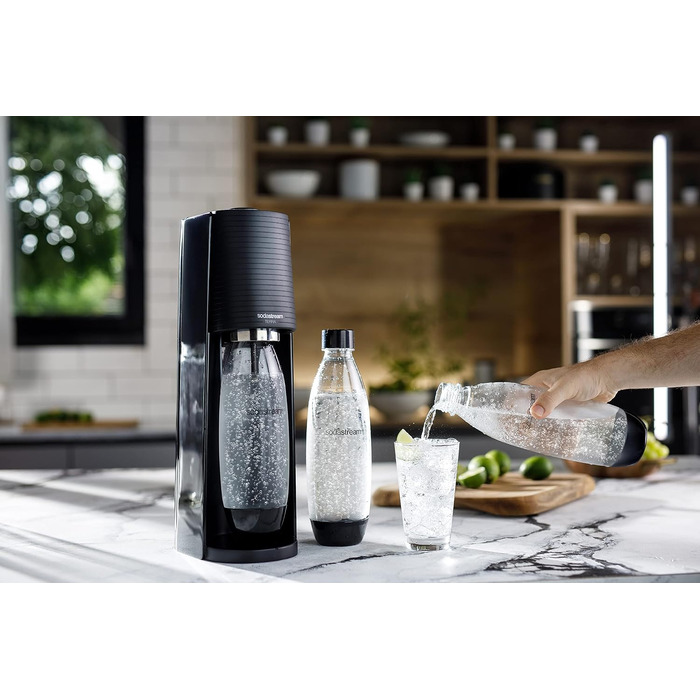 Сифон для газування води SodaStream Terra Value Pack, 2 пляшки по 1 л (придатні для ПММ) та 1 балон CO2 Quick Connect на 60 л, чорний матовий