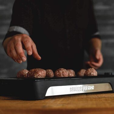 Електричний гриль George Foreman Smokeless для дому, бездимний, антипригарний, з піддоном для жиру, регулятором температури, вертикальне зберігання, модель 25850-56