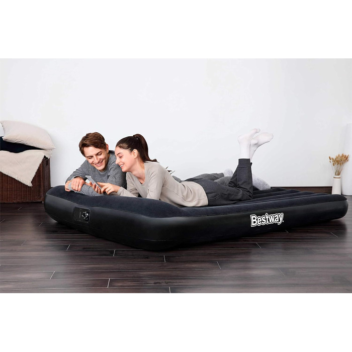 Надувний матрац Bestway Aeroluxe Queensize з електронасосом 203x152x30 см