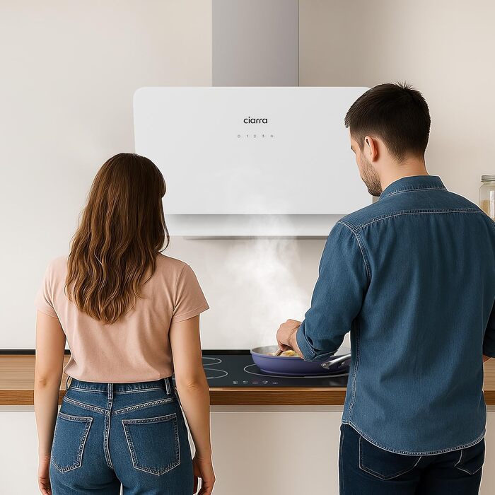 Похила витяжка для кухні CIARRA CBCS6765C 60 см, сталь та скло, білий/сріблястий, 580 м³/год, з вугільним фільтром CBCF055, сенсорне керування, настінний монтаж, клас A+