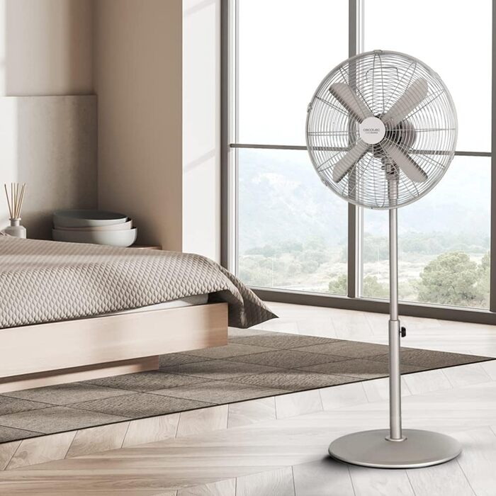 Вентилятор підлоговий Cecotec EnergySilence 620 Retrostyle 50 Вт, хромований, діаметр 40 см, 3 швидкості, з коливанням, регульована висота, безпечна сталева база