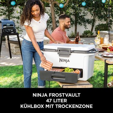 Преміум термобокс Ninja FrostVault 47 л, ізольована холодильна сумка, зберігає лід до 6 днів, інтегрована суха шухляда, для 80 банок, хмарно-білий FB151EUWH