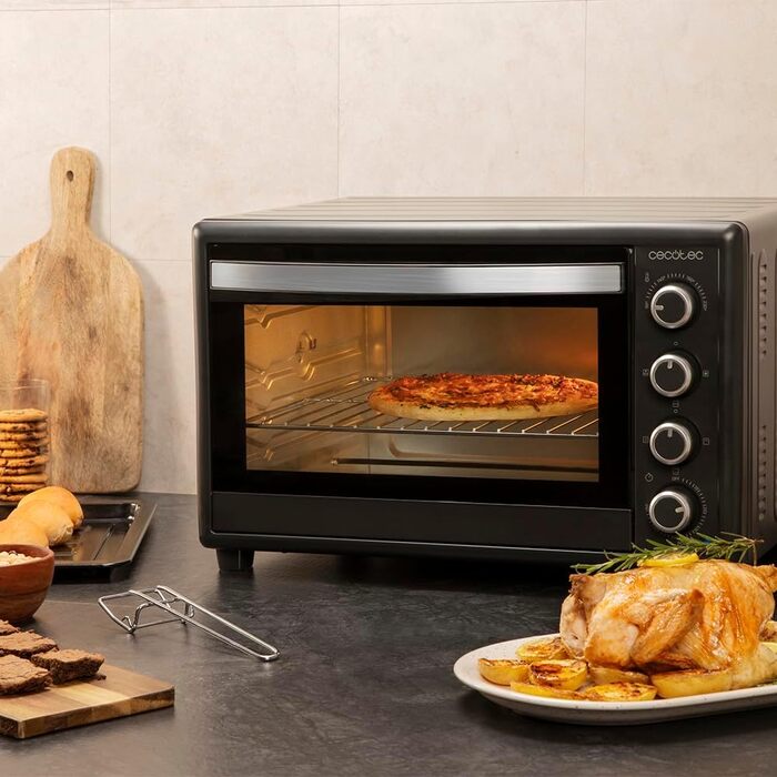 Конвекційна піч Cecotec 46 літрів Bake&Toast 4600 White Gyro. 2000 Вт, внутрішнє освітлення, 12 функцій, до 230°C, подвійне скло, з поворотним шампуром, білий (чорний, 60 л | 2200 Вт)