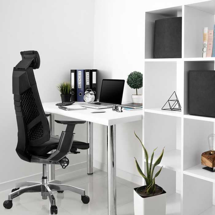 Крісло офісне GENIDIA PRO шкіряне чорне hjh OFFICE