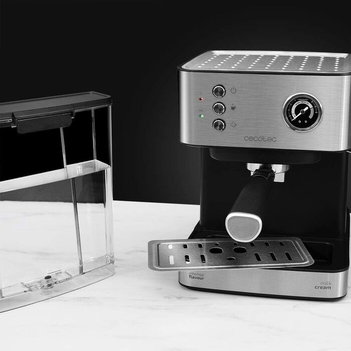 Еспресо-машина Cecotec Cumbia Power 20 Barista Aromax: 2900 Вт, 2 системи нагріву, 20 бар, манометр, подвійний фільтр