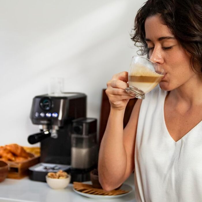 Кавомашина Cecotec Cafelizzia ColdBrew: Еспресо, Капучино, Холодний Кава, 20 бар, Паровий кран, Нержавіюча сталь