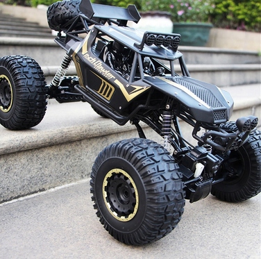 Радіокерована машина 4x4 Metal Gigant, 51 см