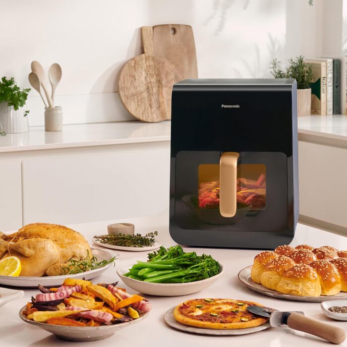 Фритюрниця повітряна Panasonic NF-CC500SXE 6 л, сіра, з вікном, 80-200°C, 11 програм, LCD-дисплей, ETM Award 2024