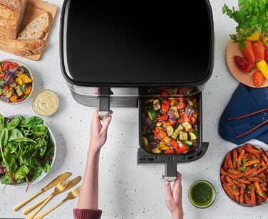 Аерофритюрниця Russell Hobbs SatisFry 9 л, 2 камери, 9 програм, тиха, без олії, посудомийна, до 200°C, функція підтримки тепла