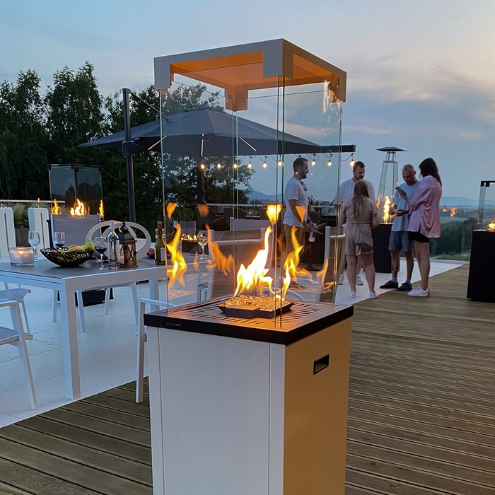 Газовий обігрівач-камін для тераси KRATKI PATIO 8,2 кВт (комплект з чохлом)