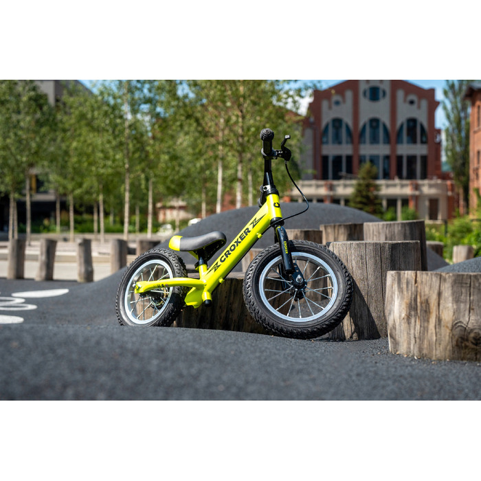 Беговел Croxer Leox Lime з гальмом