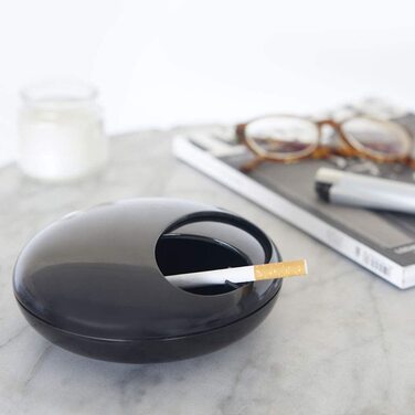 Преміум попільничка Balvi Pebble з кришкою, чорна