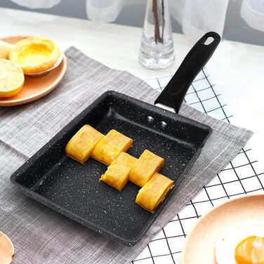 Японська омлетниця Tamagoyaki, прямокутна антипригарна сковорода для яєць з силіконовою лопаткою та 2 формами для яєць, для індукційної та газової плити, кухонне приладдя