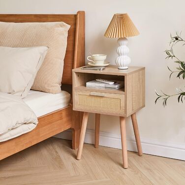 IBUYKE приліжкова тумба з ротангу Boho з шухлядою та відкритою полицею, дерев'яна акцентна тумбочка на ніжках для спальні, вітальні та малих приміщень, чорна