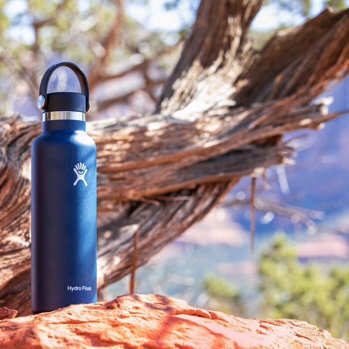 Термобутилка Hydro Flask 709 мл індиго – вакуумна сталева пляшка для води, спортивна, герметична, з кришкою Flex Cap, підходить для посудомийної машини, стандартна шийка