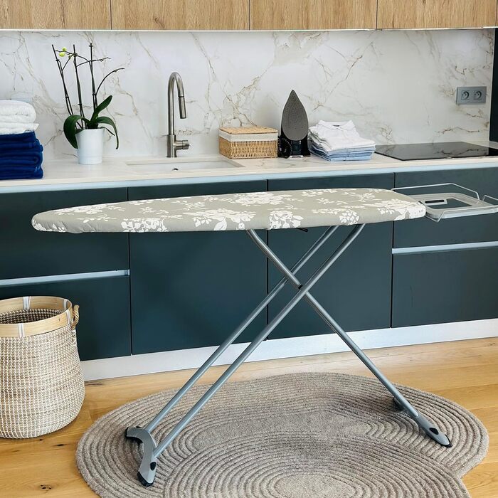 Складана прасувальна дошка KITCHEN MOVE WILD 130x47 см