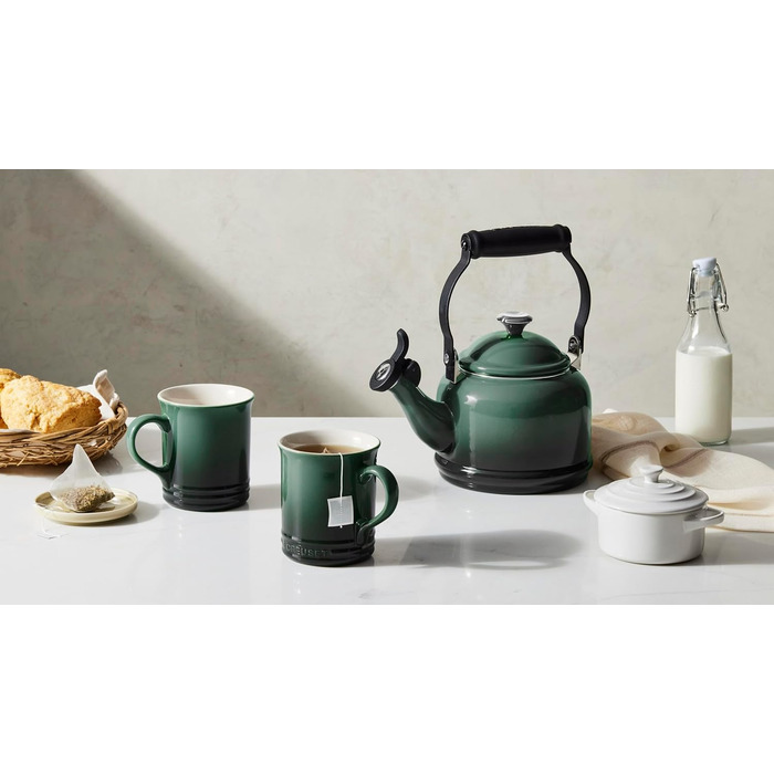 Емальований чайник Le Creuset Halber зі сталі з металевим покриттям, 1.25 л, колір Artichaut (артишок)