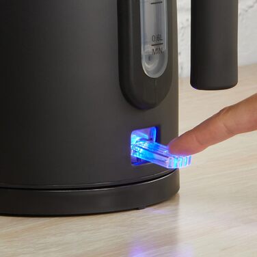Електрочайник Petra PT5632MBLKVDE 1,7 л, 3000 Вт, BPA-free, індикатор рівня води, антинакипний фільтр, захист від перегріву, обертаюча база