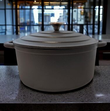 Чавунний жаровий казан Osoltus з кришкою для тушкування, 26 см, 5,3 л, круглий, темно-сірий
