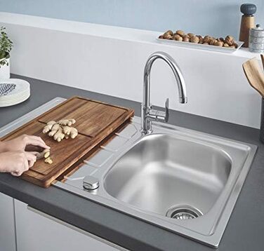 Змішувач кухонний GROHE BauEdge з високим виливом, хромований (31367000) - керамічний картридж, поворотний на 360°