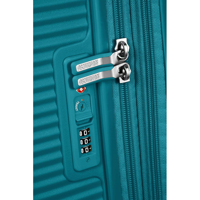 Валіза American Tourister Soundbox Spinner M, розширена, 67 см, 71.5/81 л, колір Jade Green