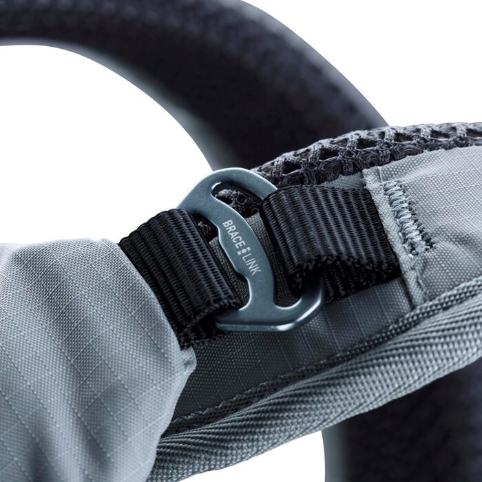 Рюкзак EVOC EXPLORER PRO 30 л срібний, система AIR FLOW CONTACT, AIRO FLEX пояс, відсік для питної системи та дощовик, комфортний міський та туристичний рюкзак преміум-класу