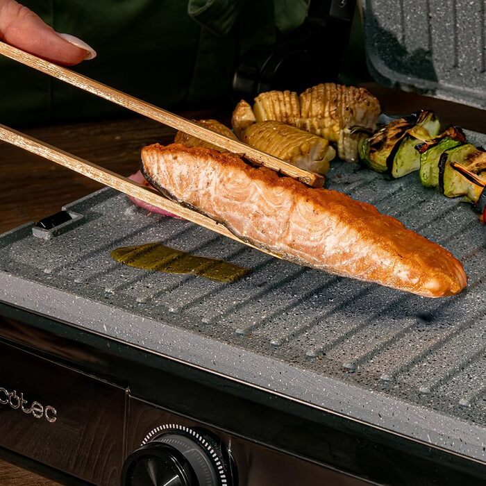 Електричний контактний гриль Cecotec Rock'nGrill 2200 Dual, розкладний на 180°, 29x23 см, 2200 Вт