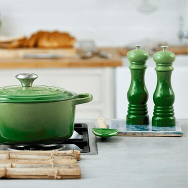 Млинок для спецій Le Creuset з керамічним механізмом, ABS-пластик, колір «пічний червоний», 6.2 x 20.8 см
