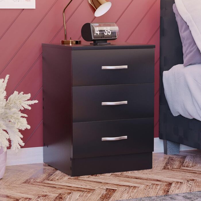 Тумба приліжкова Vida Designs Riano, 3 шухляди, чорна, металеві ручки, антидеформаційна підтримка, спальня